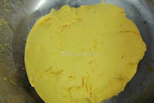 南瓜豆沙饼的做法图解2