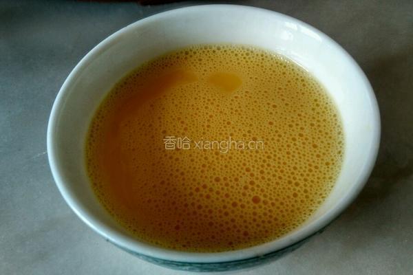 角瓜片炒鸡蛋的做法图解2