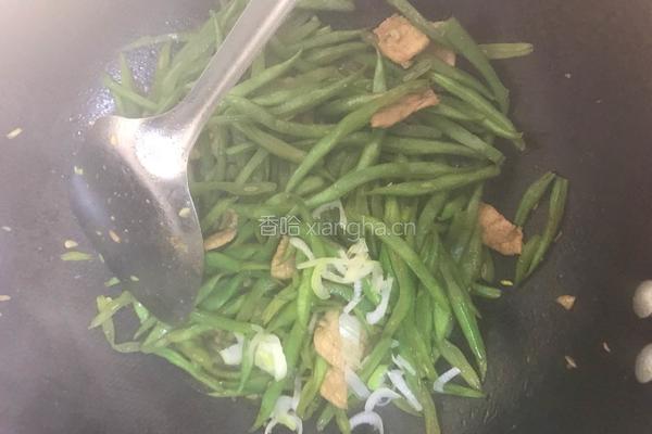宽豆角炒肉片的做法图解4