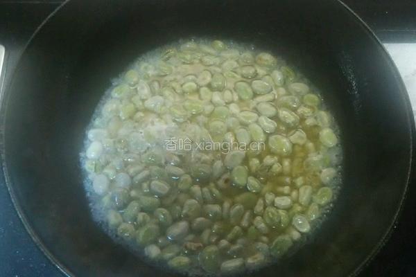 茴香炒胡豆的做法图解5