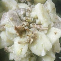 肉炒白色脚板薯的做法[图]