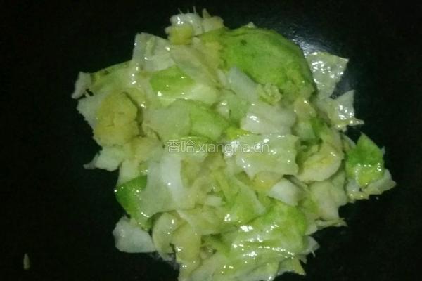 清炒包菜的做法图解3