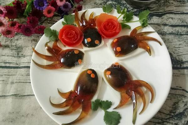 金鱼皮蛋的做法图解1