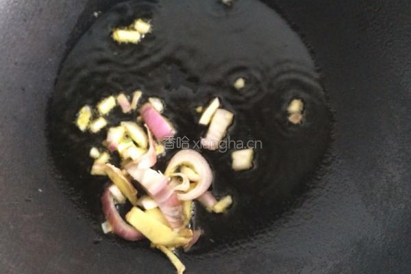 蒜蓉辣椒炒实蛋的做法图解3