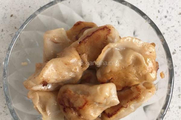 煎饺子的做法图解5