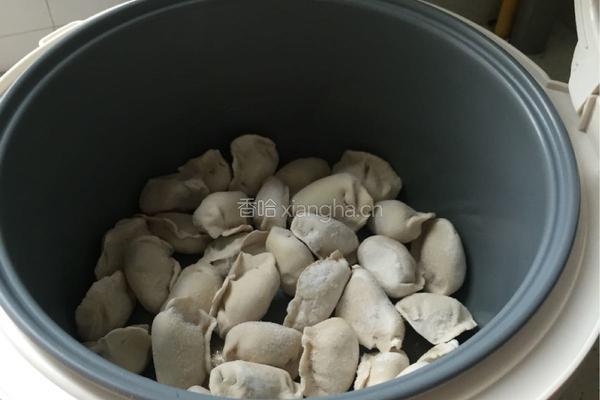 煎饺子的做法图解3