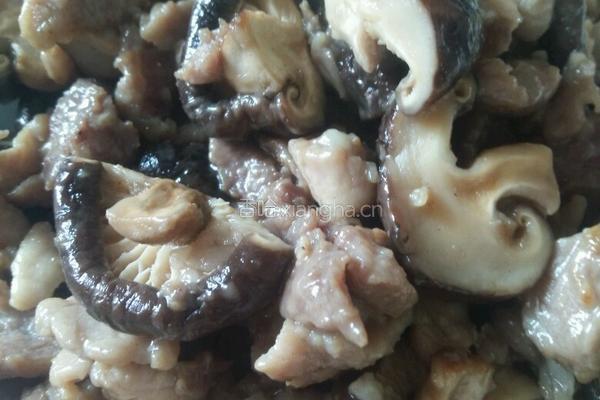 香菇炒瘦肉的做法图解6