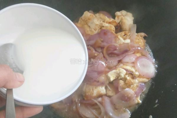 洋葱滚豆腐的做法图解8