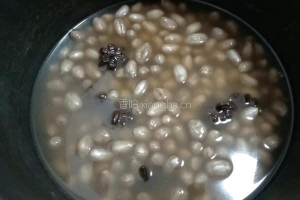 煮五香花生米的做法图解7