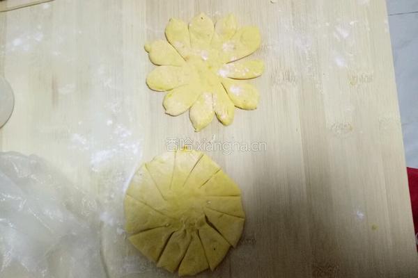 向日葵馒头的做法图解12