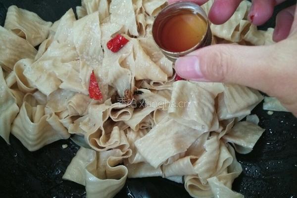 葱油豆腐皮的做法图解5