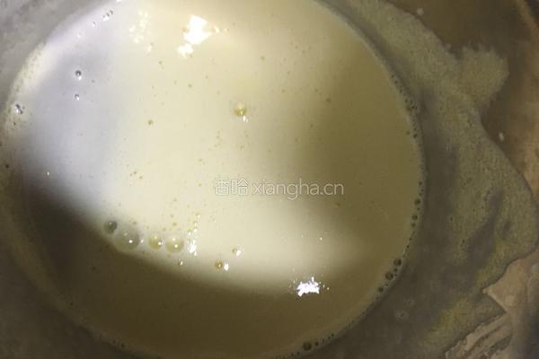 草莓冰激凌的做法图解7