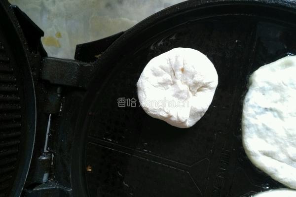 猪肉大葱馅饼的做法图解7
