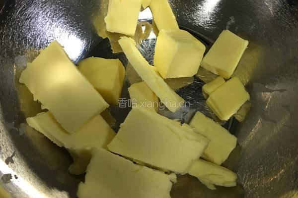 椰蓉蛋黄酥饼的做法图解1