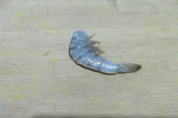 蒜蓉粉丝蒸虾的做法图解3