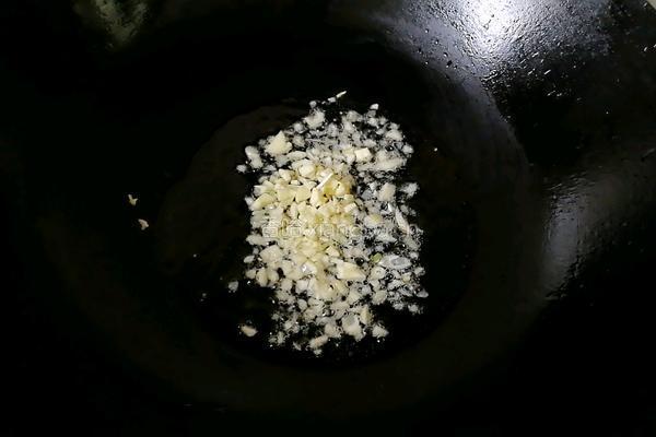 蒜末蚝油生菜的做法图解3