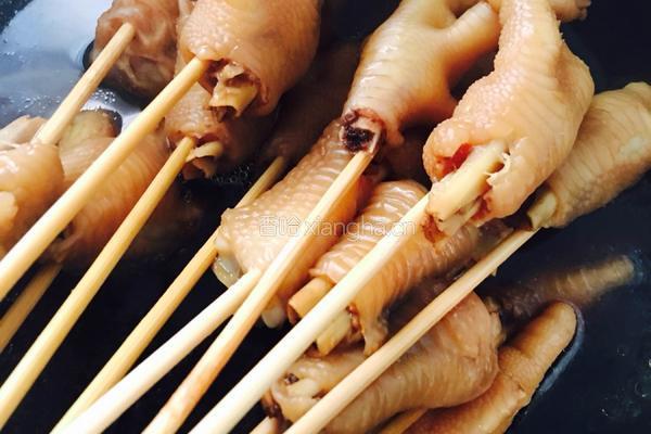 酱香卤竹签凤爪的做法图解10