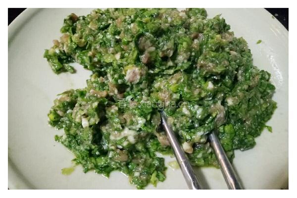 生煎荠菜肉大馄钝的做法图解1