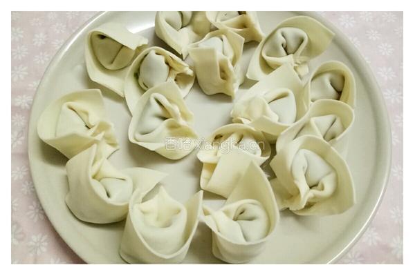 生煎荠菜肉大馄钝的做法图解2