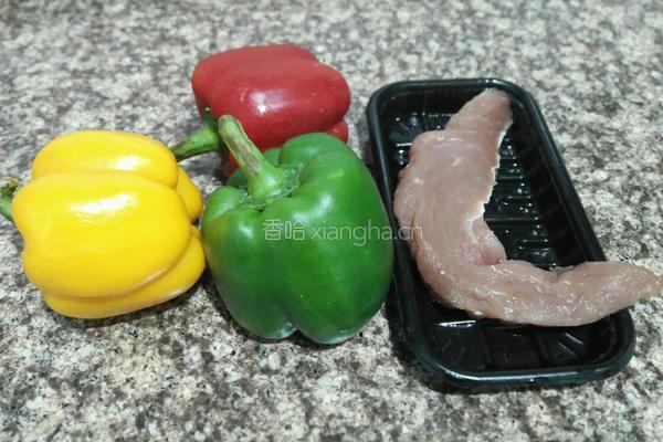 彩椒咕噜肉的做法图解1