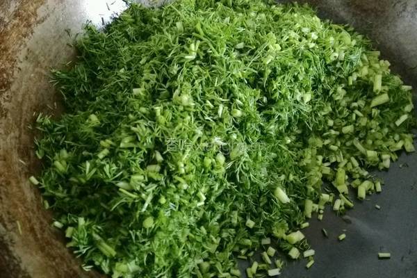 茴香黑山猪肉饺的做法图解1