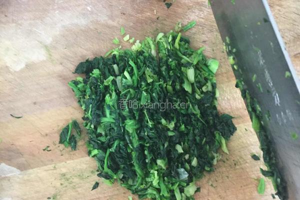 菠菜玉米黑麦锅贴的做法图解2