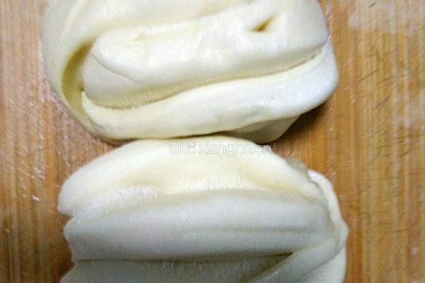 黑胡椒炒馍丁的做法图解1