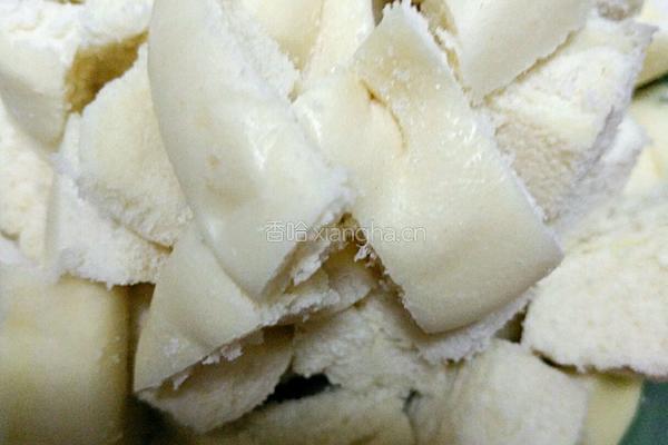 黑胡椒炒馍丁的做法图解2