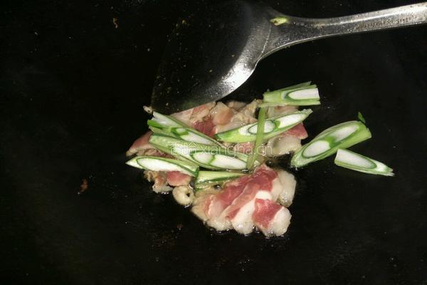芹菜炒粉条的做法图解5