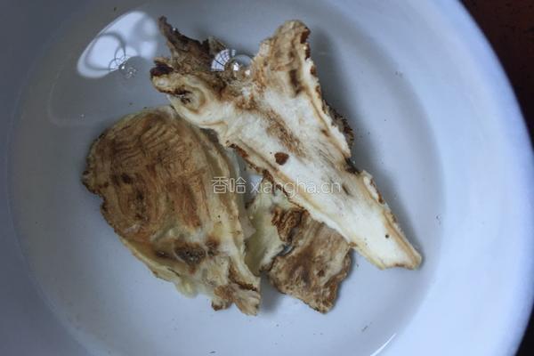 当归红糖煲鸡蛋的做法图解3