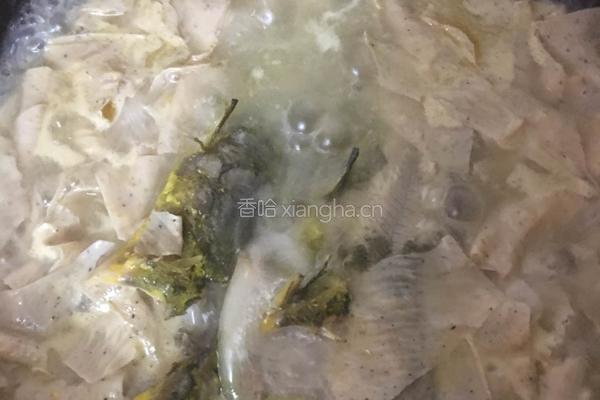 黄骨鱼豆筋汤的做法图解6