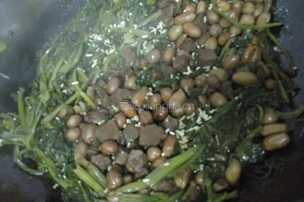 花生牛肉焖香菜的做法图解17