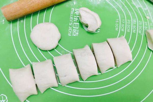 胡萝卜肉包子的做法图解15