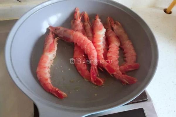 茄汁闷红虾的做法图解3