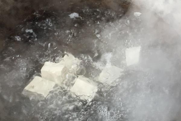 蛋黄豆腐羹的做法图解3