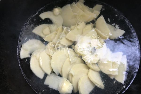 春笋炒肉的做法图解7