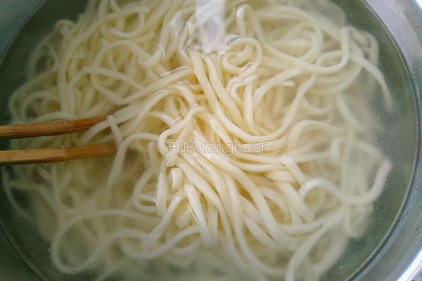 榨菜肉丝面的做法图解11