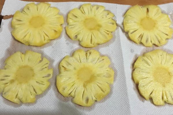 烤菠萝片的做法图解3