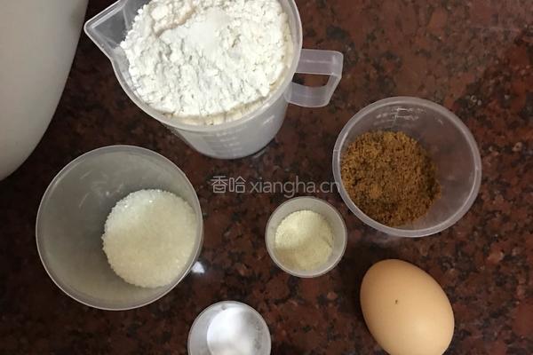 蛋烘糕（中式松饼）的做法图解1