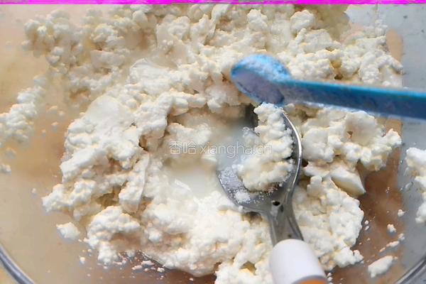 创意凉拌碎豆腐的做法图解3