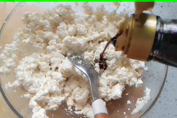 创意凉拌碎豆腐的做法图解4