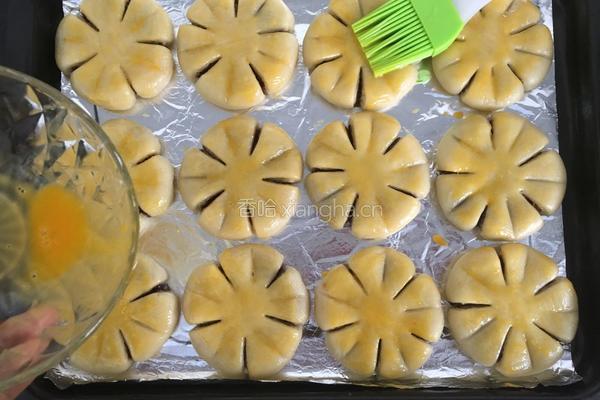 豆沙梅花酥的做法图解16