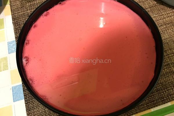 草莓酸奶慕斯蛋糕（电饭锅版）的做法图解12