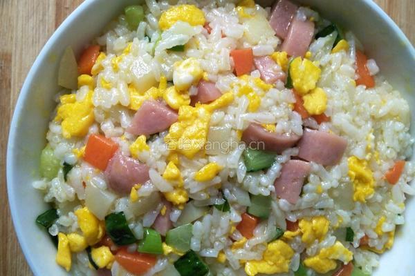 蛋炒饭（五颜六色蛋炒饭）的做法图解9