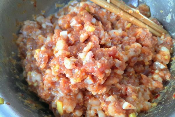 香菇芹菜肉馅饼的做法图解5