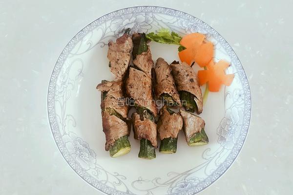 香煎牛肉秋葵卷的做法图解9