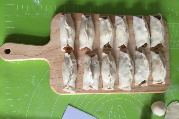 牛肉锅贴的做法图解3