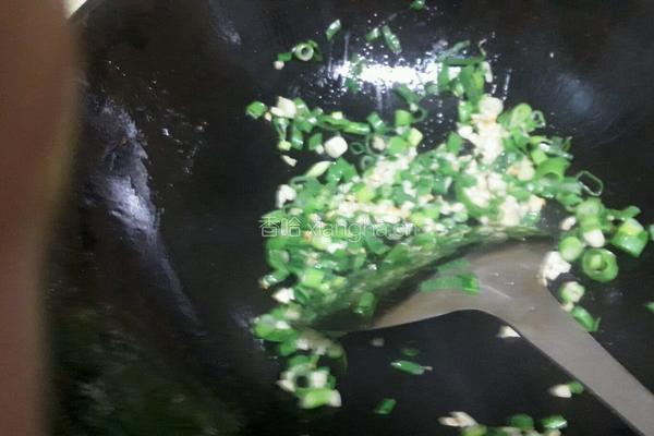 炕洋芋的做法图解5