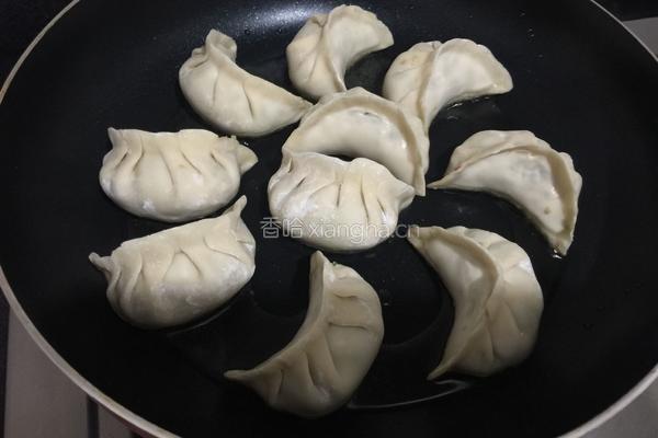 抱蛋煎饺的做法图解4