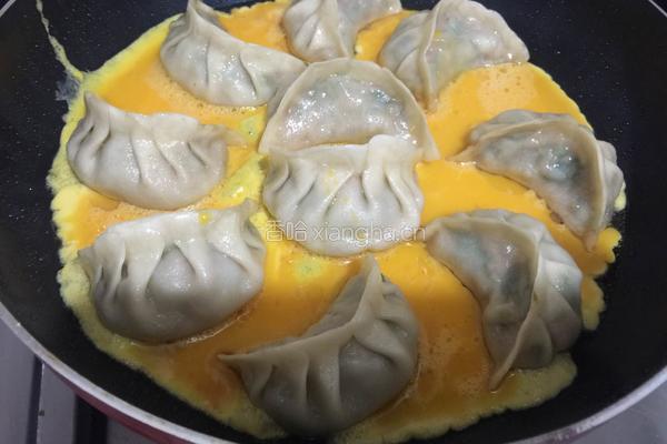 抱蛋煎饺的做法图解6